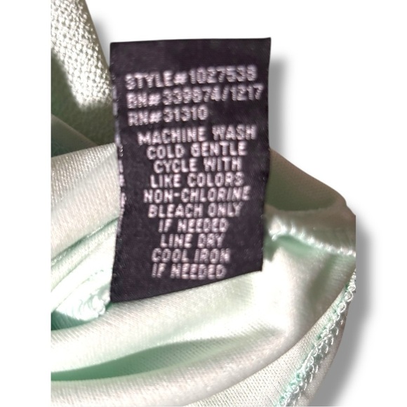 Bwear Mint Green Women's Sleeveless High Neck Scallop Arms Pleated Blouse - Picture 12 of 15